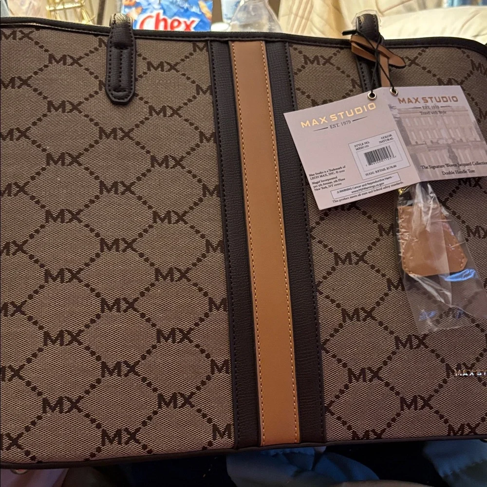 Max Studio Men's Briefcase with Tan and Brown Accents